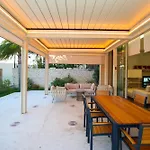 Luxurious - 5 Bedroom At Coast Villa