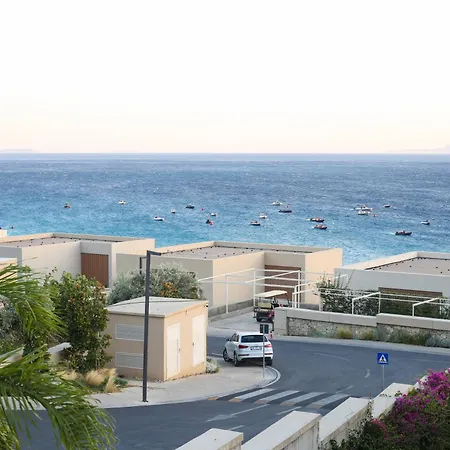 Luxurious - 5 Bedroom At Coast Palasë