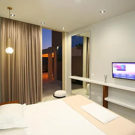 Luxurious - 5 Bedroom At Coast Villa Paljasa
