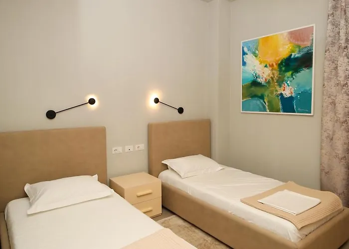 Luxurious - 5 Bedroom At Coast *
