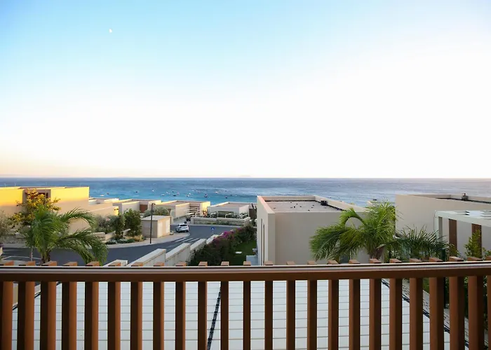 Villa Luxurious - 5 Bedroom At Coast Palasë