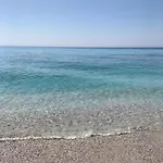 Luxurious - 5 Bedroom At Coast Palasë