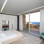 Luxurious - 5 Bedroom At Coast Palasë
