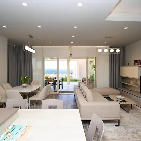 Luxurious - 5 Bedroom At Coast Palasë