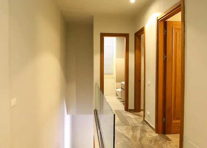别墅 Luxurious - 5 Bedroom At Coast 帕拉瑟